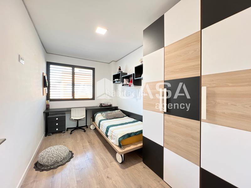 Foto fcd967aa-e8e1-479e-bb41-927b1aa0047f. House with heating parking pool in Progrés - Pep Ventura Badalona