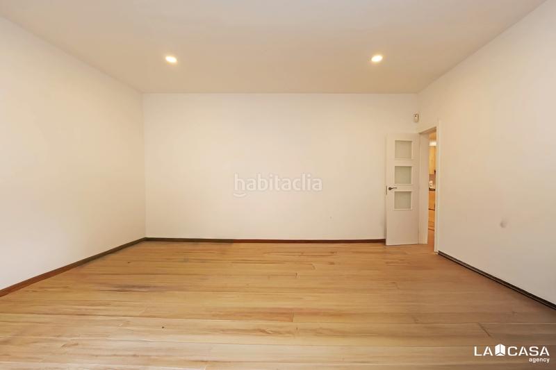 Foto 247b6f33-4615-4ce9-8c62-6c40383d1f62. Flat in El Poble Sec - Parc de Montjuïc Barcelona