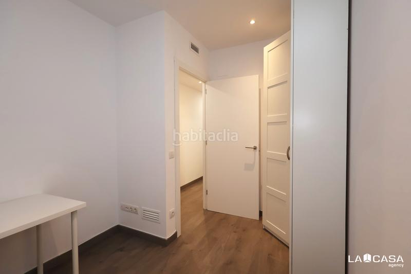 Foto c20f879c-bb0f-42f7-92b8-1113d68d2431. Appartamento in Sant Antoni Barcelona