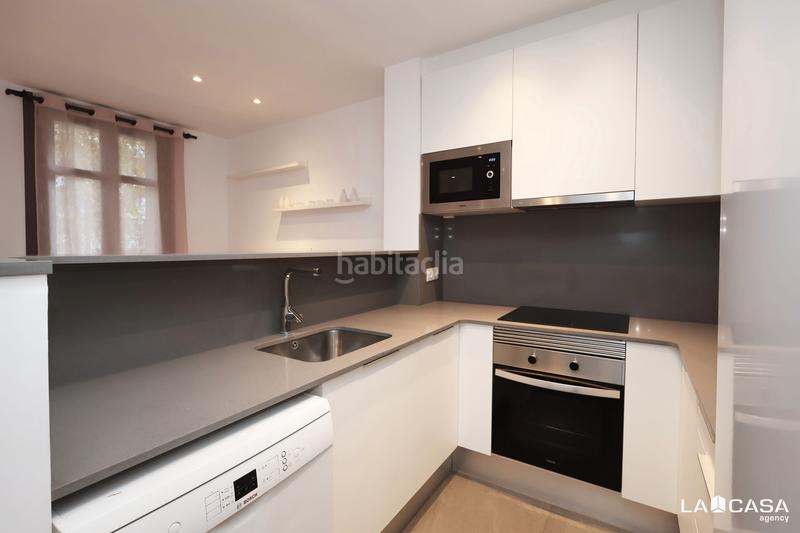 Foto 759296b7-3b36-4673-bf2d-ed59f7f4f70f. Piso en Sant Antoni Barcelona