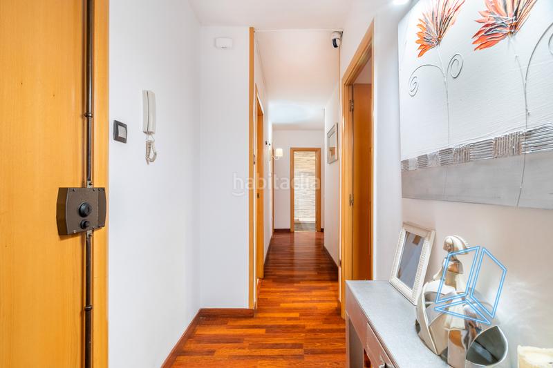 Foto 827e6550-7327-445d-8110-a87886696248. Piso en Fontsanta-Fatjó Cornellà de Llobregat