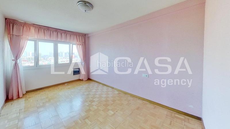 Foto 1354e997-d362-473d-adb6-da3d461d9660. Appartamento in La Verneda - La Pau Barcelona