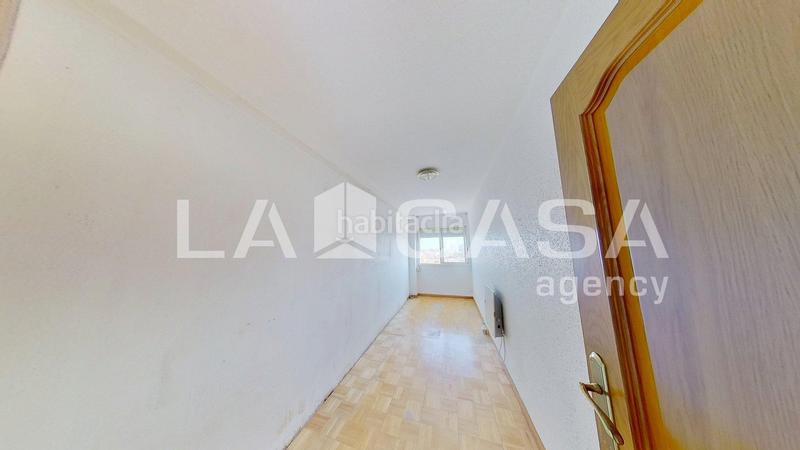 Foto 9e704d26-1327-4596-82b6-64a873f4a6a7. Piso en La Verneda - La Pau Barcelona