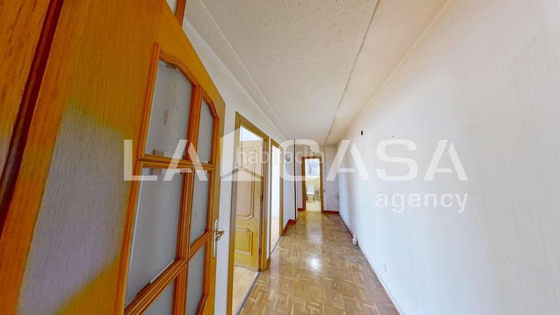 Foto ee1c9006-48d9-4024-ae02-5b2b3b9b7aac. Piso en La Verneda - La Pau Barcelona