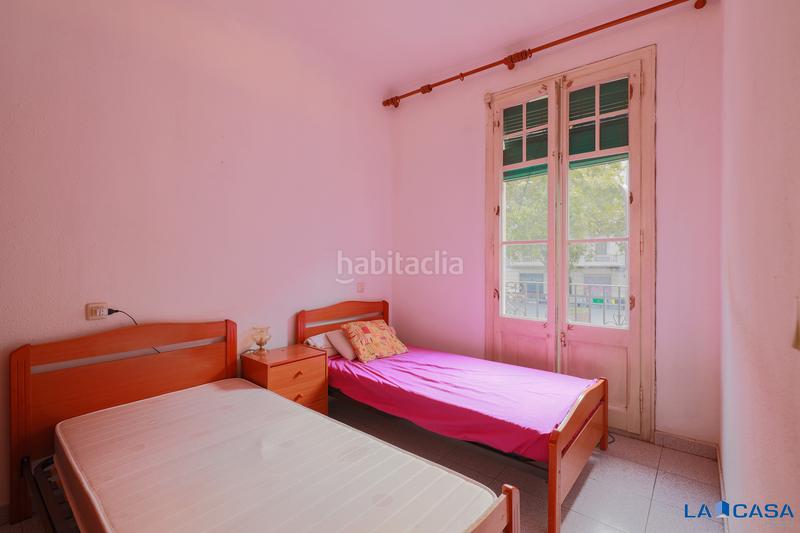 Foto 6cf72ccd-9427-45a6-9685-b57d85310c55. Etagenwohnung in Sants Barcelona