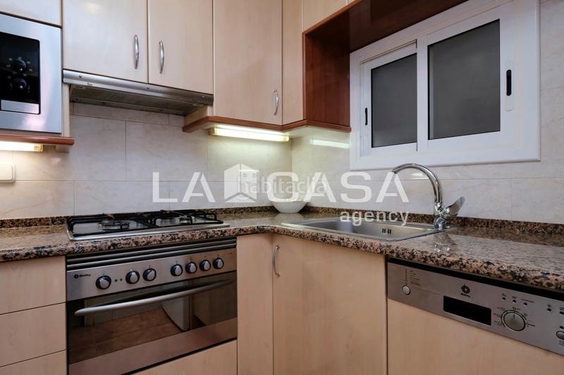 Foto b15f2db2-d681-4828-9370-cd30efcc50f2. Appartement avec chauffage parking dans Porta Barcelona