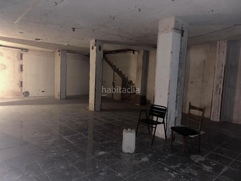 Foto 70b301fe-0742-41eb-9741-cc7e6f79a154. Local comercial a El Camp de l´Arpa del Clot Barcelona