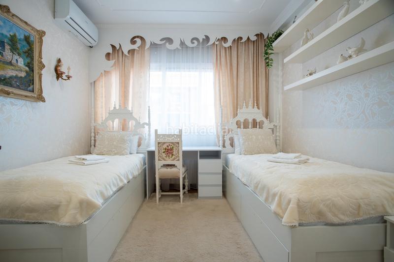 Foto 2bd9f4ac-b969-428c-9c22-563210b24247. Ground floor with parking in La Salut Badalona