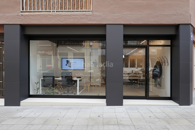 Foto f080a094-0b1d-46fc-98a8-2564db4639fa. Local comercial en El Poble Sec - Parc de Montjuïc Barcelona