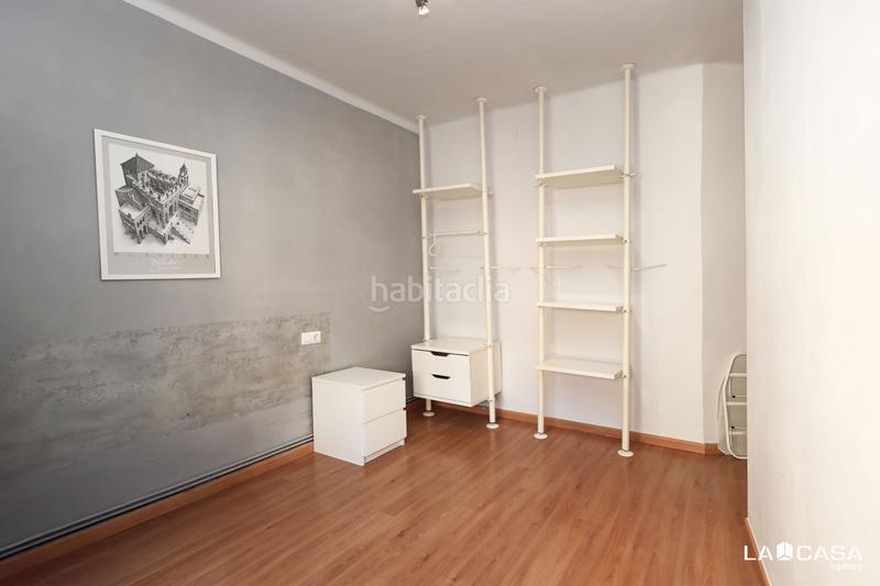 Foto ba693359-569b-404f-aca6-acb2912e1f80. Flat with heating in El Poble Sec - Parc de Montjuïc Barcelona