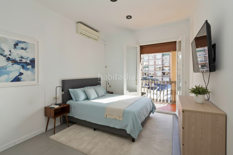 Foto 62cef93d-564c-40a2-912d-c22d799e3f25. Etagenwohnung mit heizung in Sant Antoni Barcelona