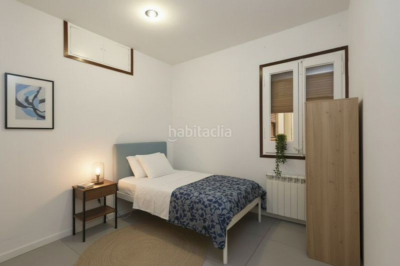 Foto f9e689cb-ed81-49a2-84db-254972e019c9. Etagenwohnung mit heizung in Sant Antoni Barcelona