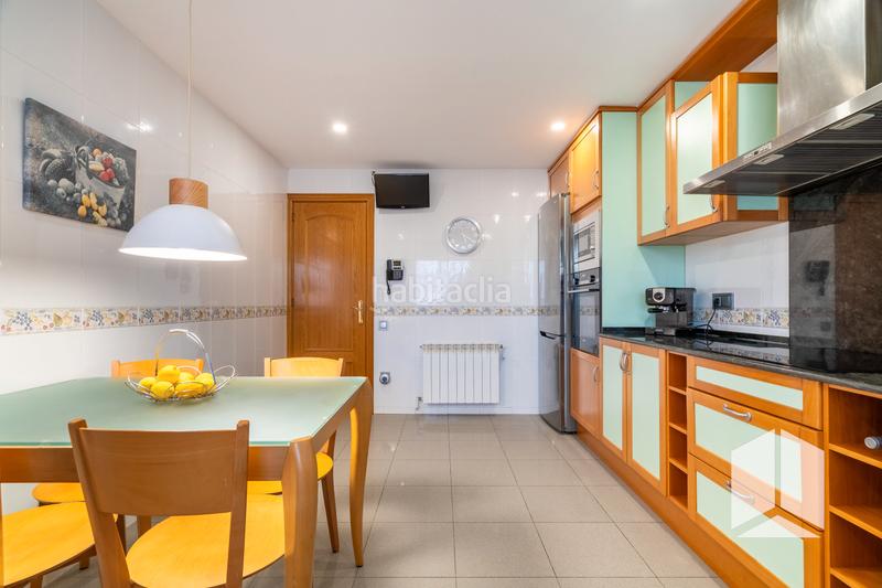 Foto d79a9276-eae5-44f1-a504-269c3ea72d77. Casa en Sant Vicenç dels Horts