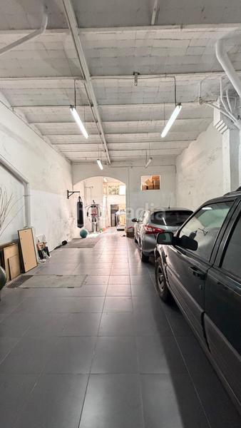 Foto 0b3a1bc0-01b8-4208-a07d-6381d96156d9. House with heating in El Camp de l´Arpa del Clot Barcelona