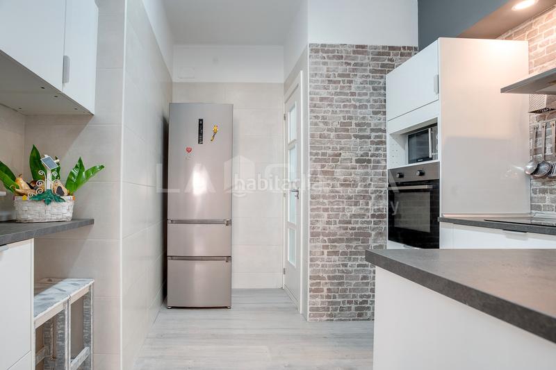 Foto 05c5ca7d-a678-448c-b885-645970a4c38b. Appartement avec chauffage dans Llefià Badalona