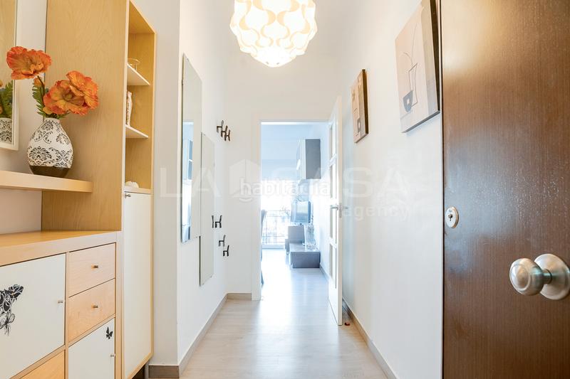 Foto 27521a3a-8668-483d-b23d-674689d5c804. Appartement avec chauffage dans Llefià Badalona