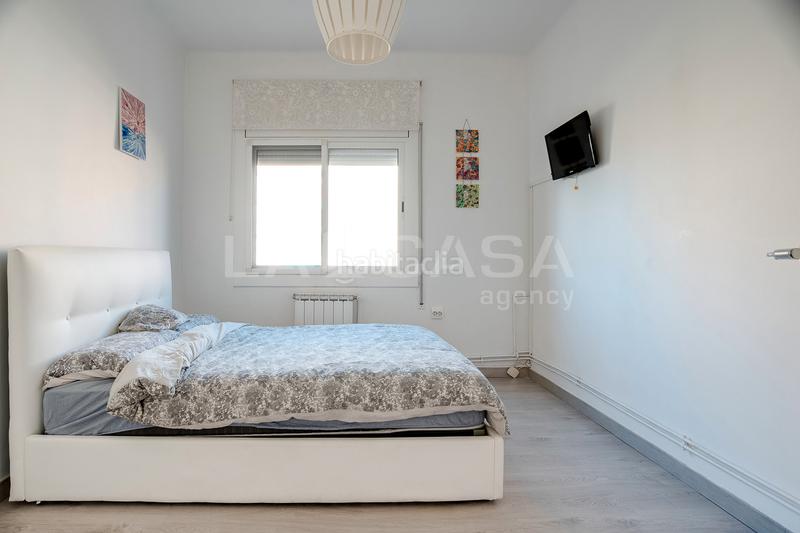 Foto 3fca6715-8686-4125-aff8-3e64099dca18. Appartement avec chauffage dans Llefià Badalona