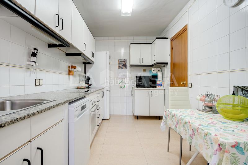 Foto fc4c0542-6077-49f6-b2cb-df88067df40b. Appartement avec chauffage dans Sant Adrià Nord Sant Adrià de Besòs