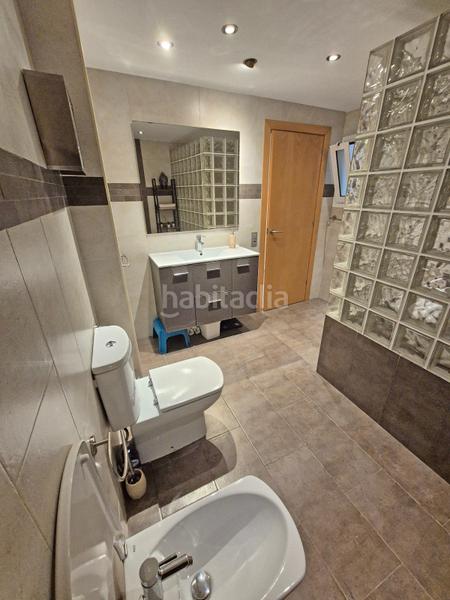 Foto 0f31b137-7909-47a5-9a7a-7b3a42748a18. Zweistöckige wohnung in Sant Crist Badalona