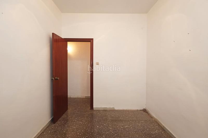 Foto aa166009-bce2-4a88-8446-3ed516014b6a. Pis amb aparcament a La Plana Esplugues de Llobregat