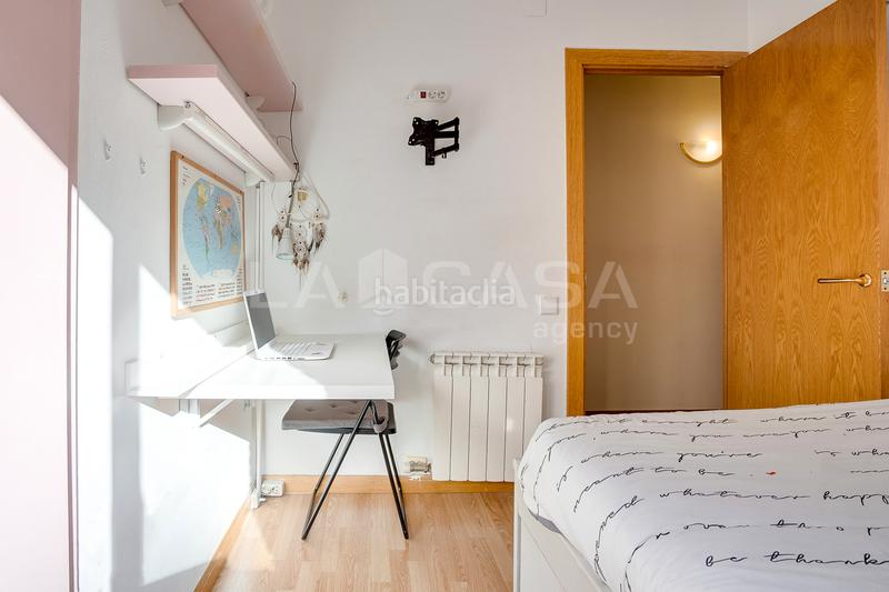 Foto 5bfc9c7c-1c77-4bbd-9e72-6054f8155eb7. Appartamento con riscaldamento parcheggio piscina in Granollers