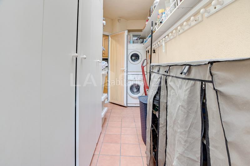 Foto 9a2377a7-7893-4869-95fd-3cb057dbafeb. Appartamento con riscaldamento parcheggio piscina in Granollers