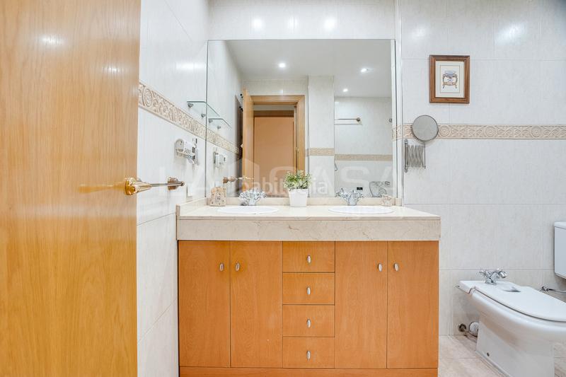 Foto 544a1b3d-965d-4e4e-9d2a-fb8a93d0197e. Appartement avec chauffage parking piscine dans Font Verda Granollers