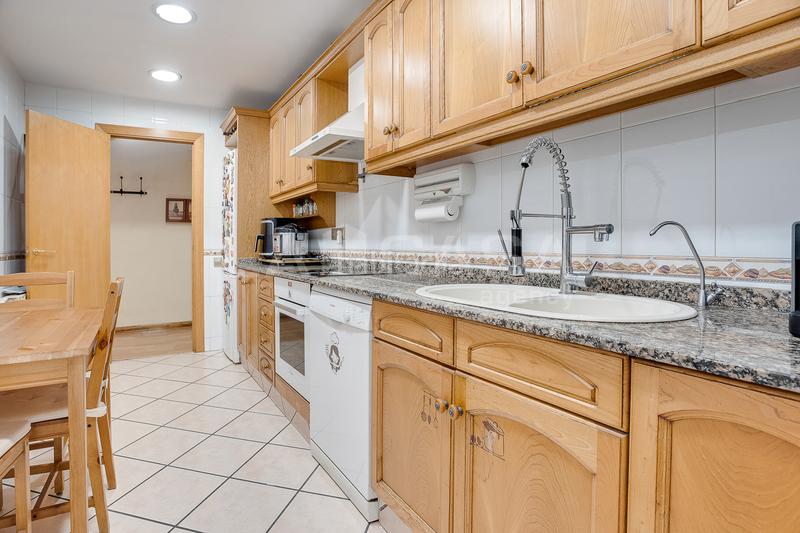 Foto 7fe0b1c1-4eeb-4d2d-b6cf-d3764e8ca453. Appartement avec chauffage parking piscine dans Font Verda Granollers