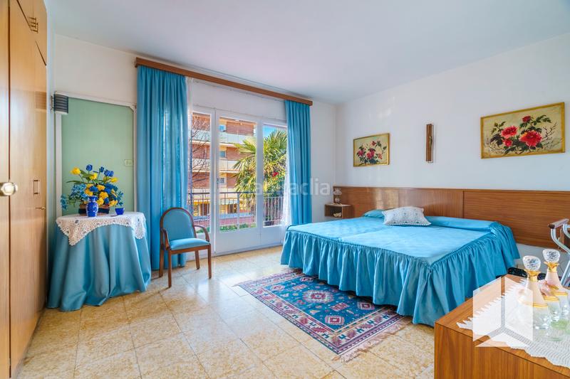 Foto deb26673-a692-46bc-8bfe-784b008f3026. Casa amb aparcament a Lluminetes Castelldefels