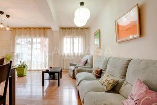 Appartement à La Verneda - La Pau