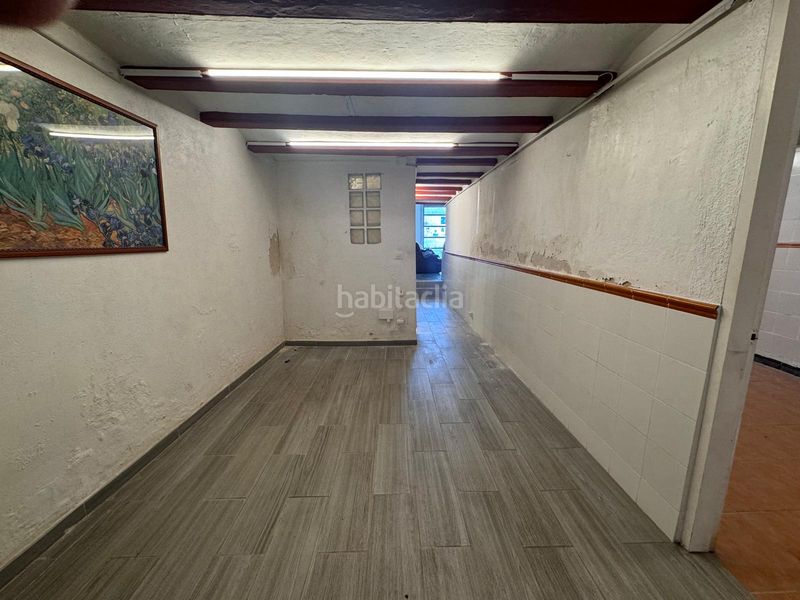 Foto 145aeb5b-09a7-49fc-b51d-e3edce17a8e5. Planta baixa a Hostafrancs Barcelona