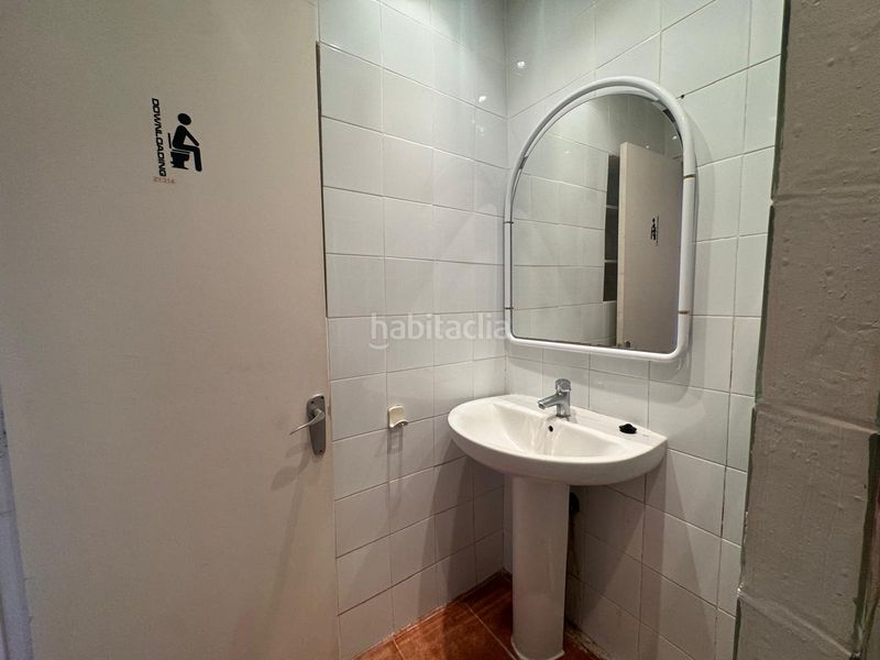 Foto 60d3d88a-de07-4ce8-bbec-158431849fce. Planta baixa a Hostafrancs Barcelona