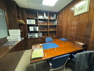 Oficina a Carrer del Cardenal Reig