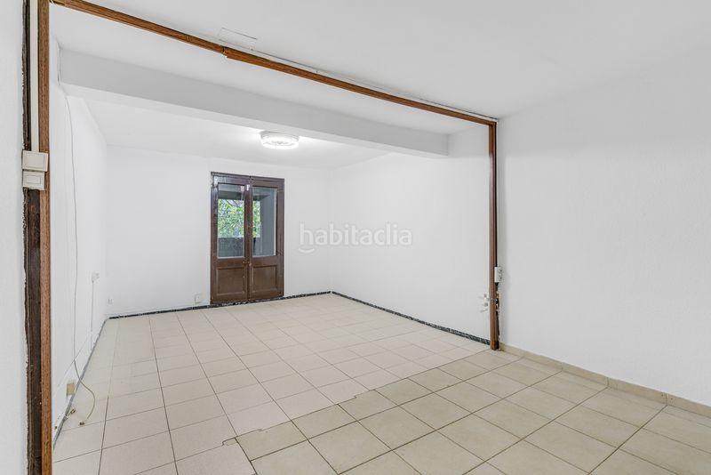 Foto 4c742123-3d94-4e4f-bfdc-5d768bd04d27. Pis amb aparcament a Raval Barcelona