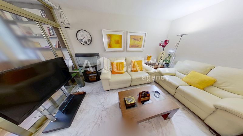 Foto 97b2df8b-b193-483f-bb07-c1bbfb63c0d8. Piso oportunidad luminosa! vivienda en perfecto estado con balcón y orientación nortesur en Barcelona