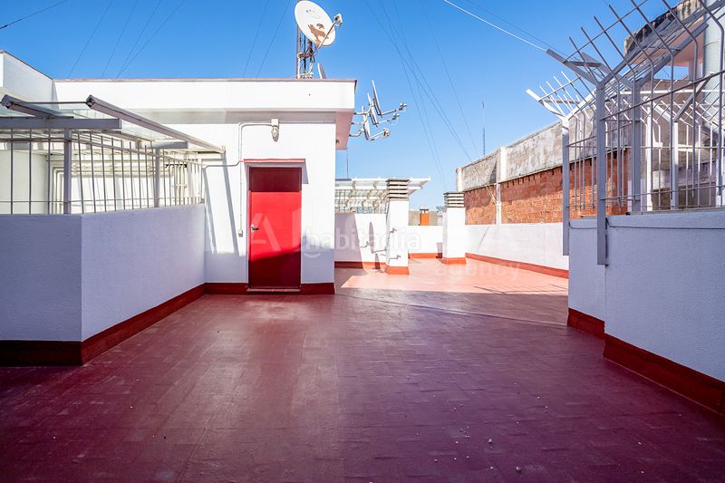 Foto 08a6161f-a481-4608-8b60-89114ed1051a. Pis a Guinardó Barcelona