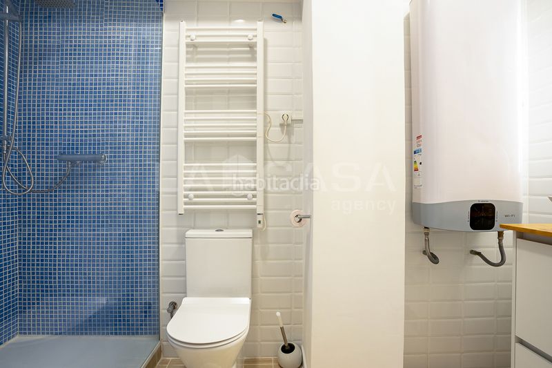 Foto 71e67a1c-43a2-4d23-b6d5-60b5dea87d0c. Pis a Guinardó Barcelona