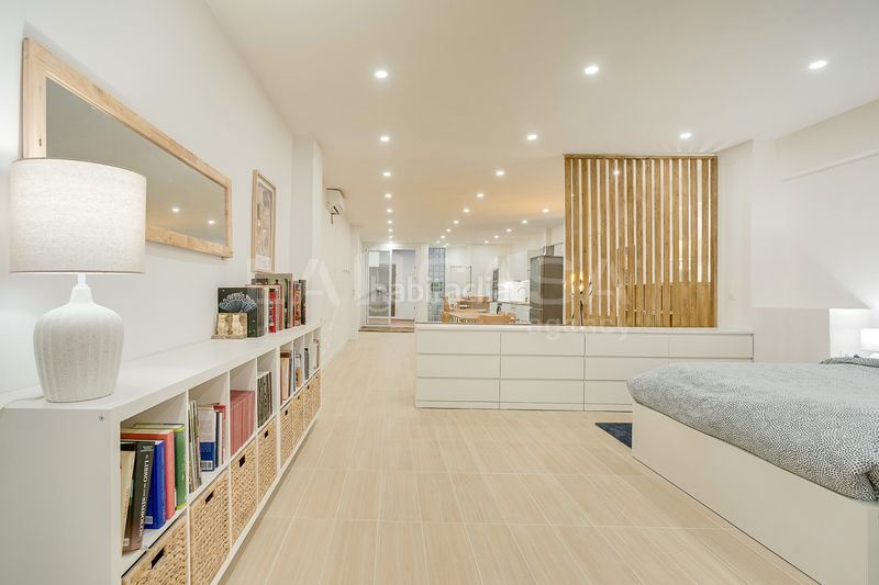 Foto efe5fe02-9e8d-412b-9597-78bda8d246b9. Pis a Guinardó Barcelona