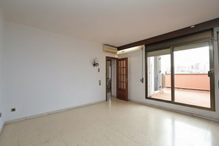 Àtic  Avinguda del carrilet