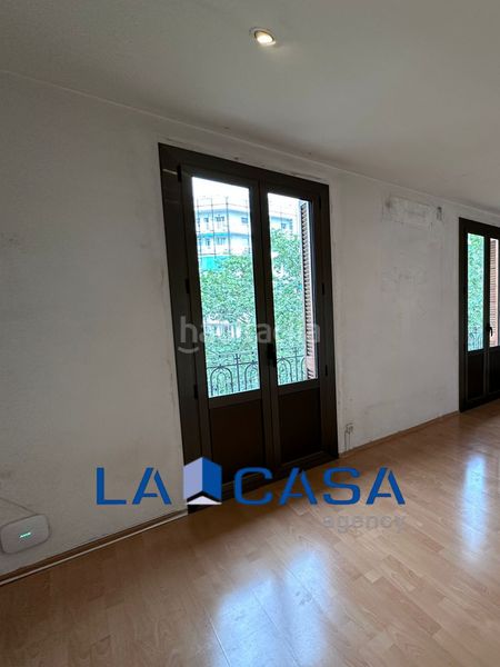 Foto def0f55d-0642-4792-880d-096703484277. Pis a Font de la Guatlla Barcelona