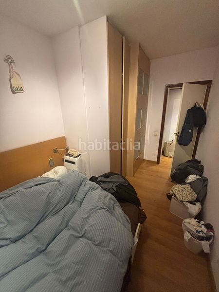 Foto f5e94a74-2e01-4c72-b358-2e4aa2ee21d7. Pis a Sants-Badal Barcelona