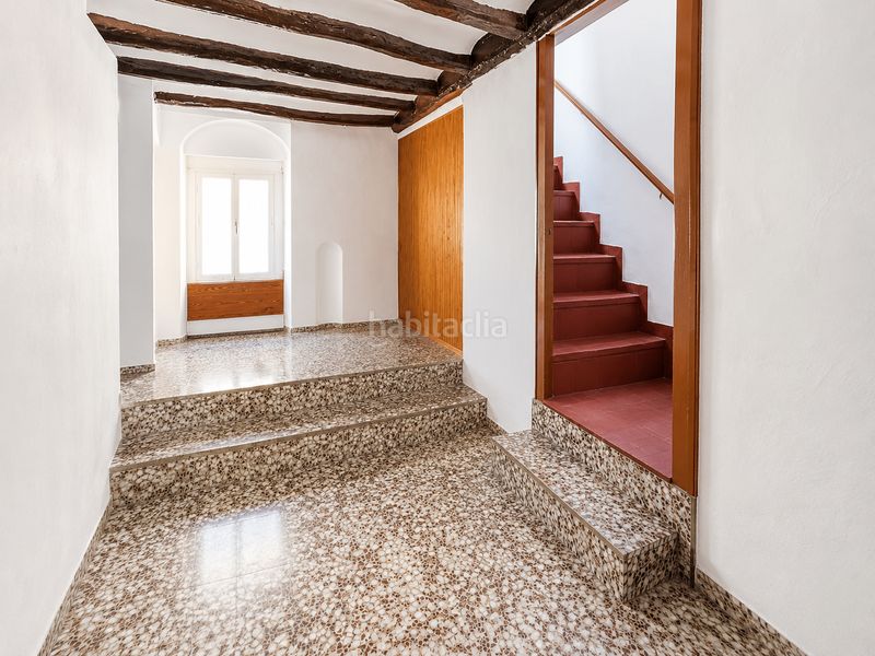 Foto bf8bf620-cbcf-4a77-8289-decb852c9bc4. Casa adossada a Valls