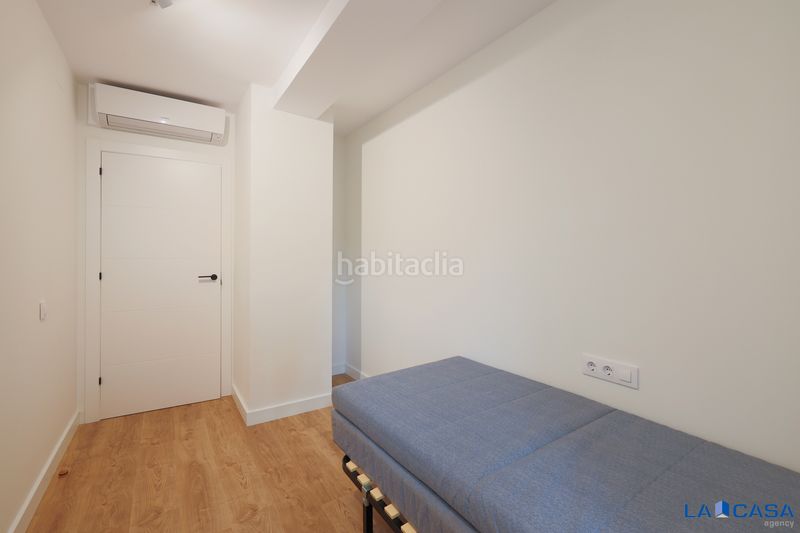 Foto d030334d-dd3f-466b-8323-c41706600c8b. Pis a La Bordeta Barcelona