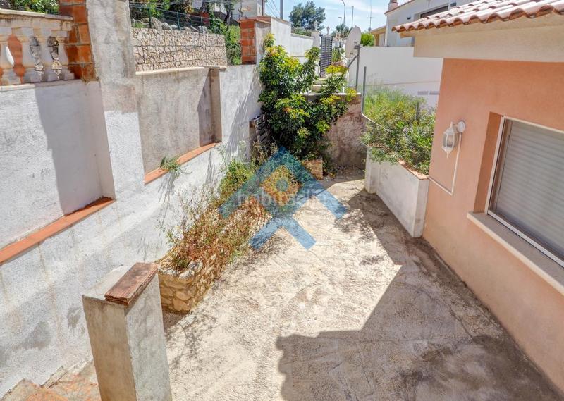 Foto 3f2d48ee-2f91-475a-8380-1ea78ef3056c. Casa ubicada en el tranquilo y familiar barrio de en Sitges
