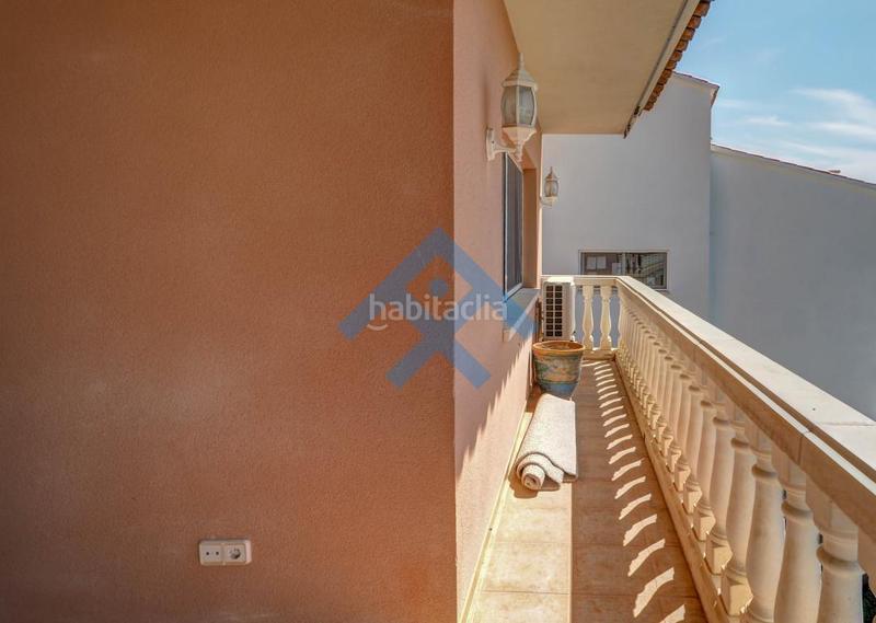Foto e05193cc-0c8a-48af-8795-a7b4fcf40556. Casa ubicada en el tranquilo y familiar barrio de en Sitges