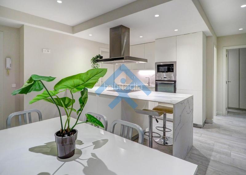 Foto 6816b3ea-c917-4582-a2e5-72ee10cff120. Piso destacamos está preciosa propiedad en primer en Sitges