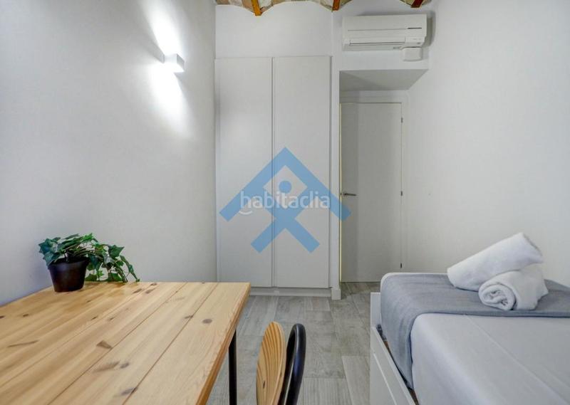 Foto 9f743c1b-7dc6-421a-9e5a-0cb29e9aaf30. Piso destacamos está preciosa propiedad en primer en Sitges