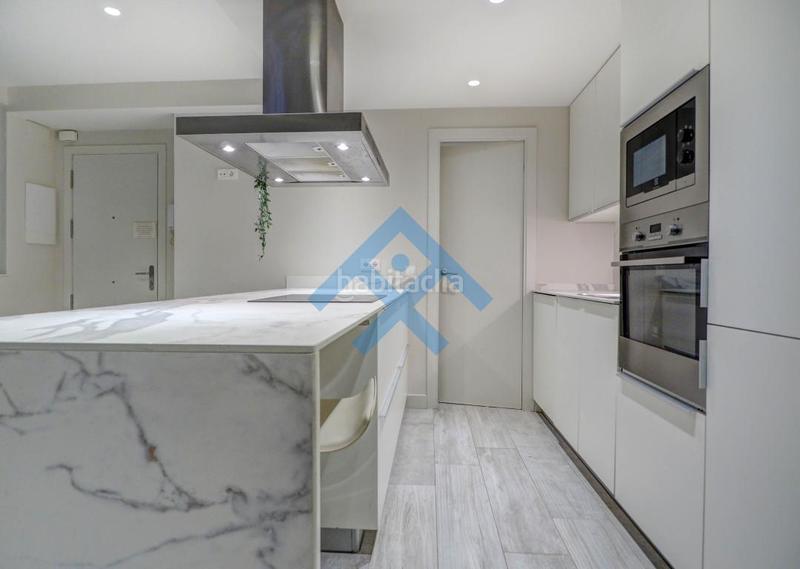 Foto cddb4058-3d5d-4a9b-a962-9c8f6f3e3bff. Piso destacamos está preciosa propiedad en primer en Sitges