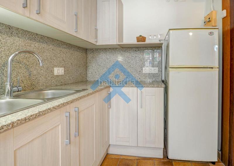 Foto 7e313f37-2e75-4325-99a5-7b266c5934fc. Piso apartamento con licencia turística en el centro en Sitges