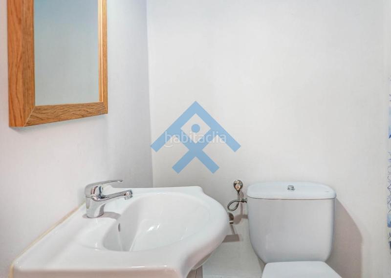 Foto bcb9ecd3-508e-49ed-9101-900527d612a2. Piso apartamento con licencia turística en el centro en Sitges